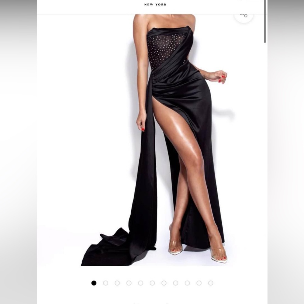 Miss Circle Satin dress